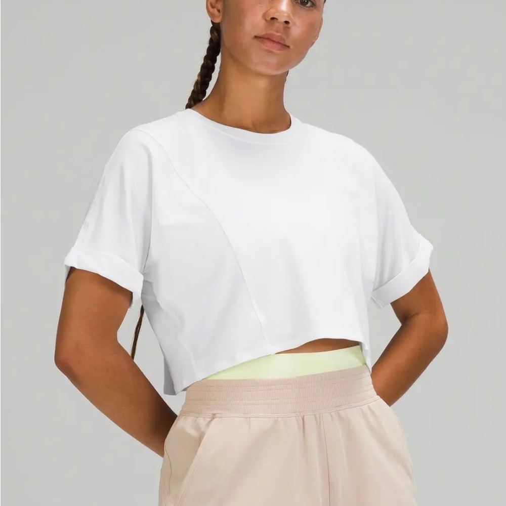 Lululemon LA cropped boxy tee